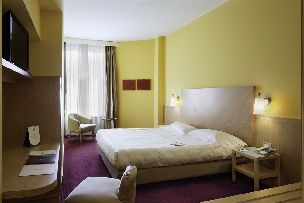 Hotel Tocq Мілан Екстер'єр фото